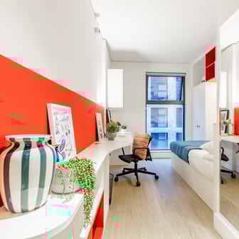 Premium En Suite - Image 2